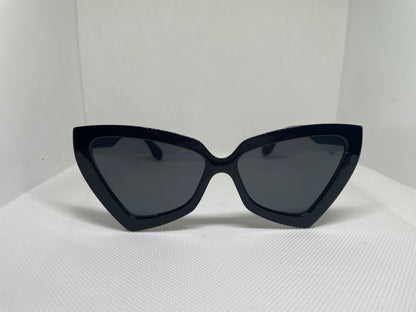 Geometric shaped sunglasses