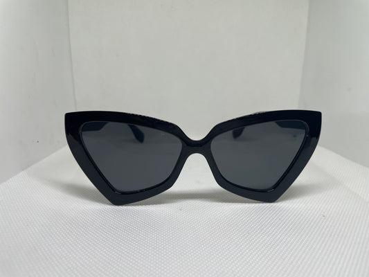 Geometric shaped sunglasses