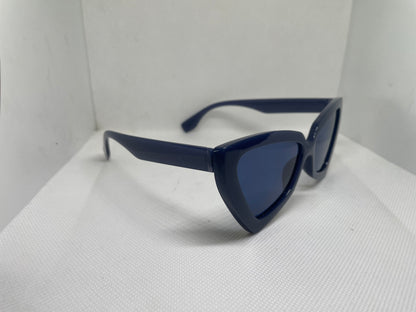 Geometric shaped sunglasses