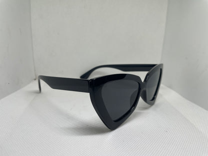 Geometric shaped sunglasses